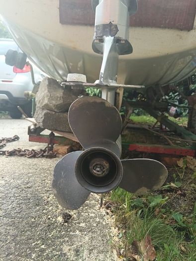 Honda 15HP 4-Stroke Outboard Motor