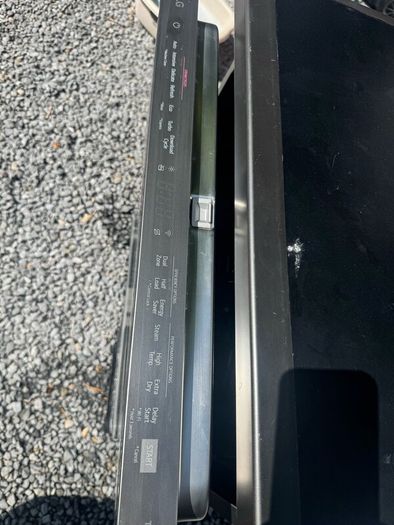 LG free standing TrueSteam Dishwasher