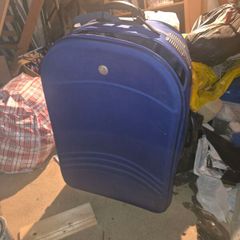 Suit case