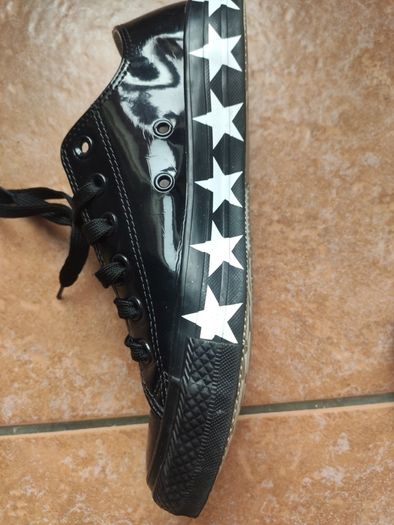 Converse x Miley Cyrus Chuck Taylor All Star Low Patent Stars Black  UK 6