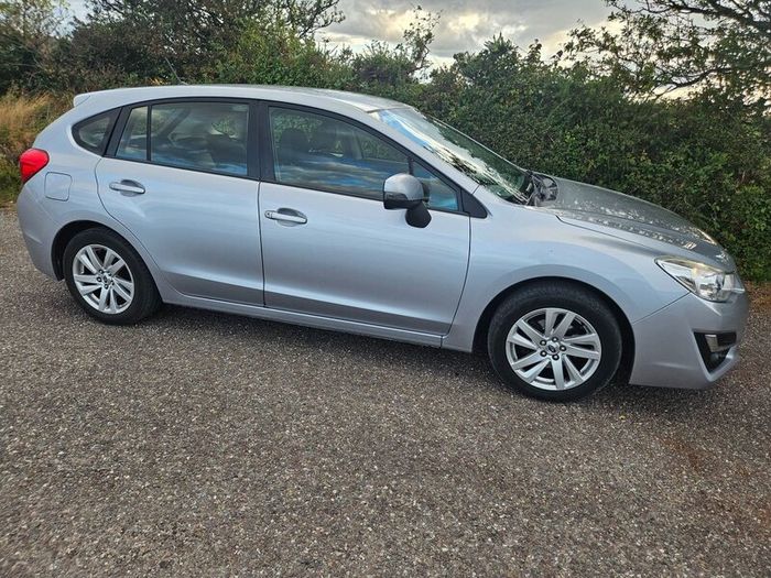 2017 Subaru Impreza, 1.6 Auto AWD-Luxury-108k Km