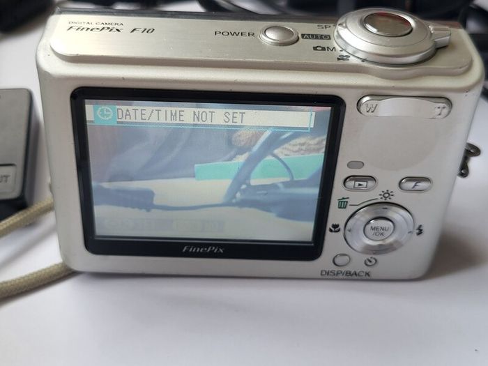 FinePix F10