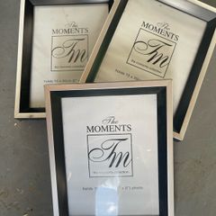 3 x Picture frames 6x8 photos. Price is for all 3 frames.