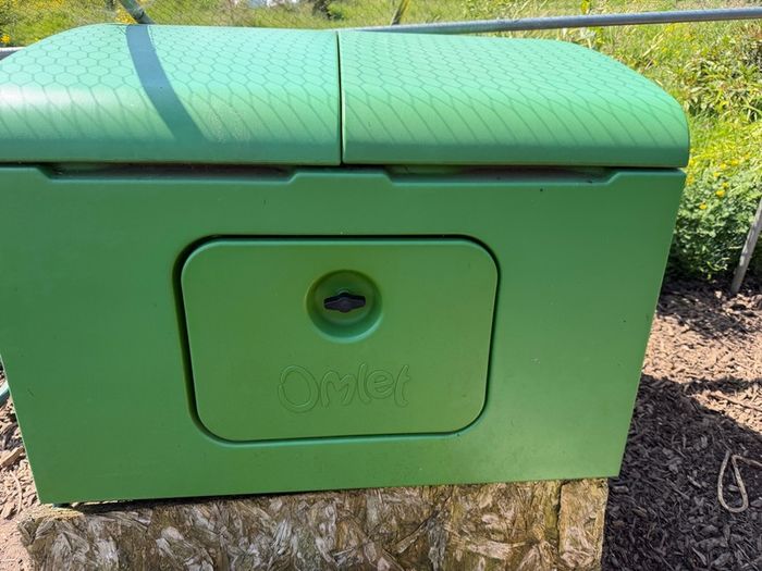 Chicken coop Omlet Eglu Cube Chicken Coop