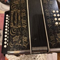 Vintage martini 2 button accordion