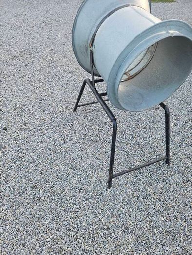 Christmas tree netting funnel stand