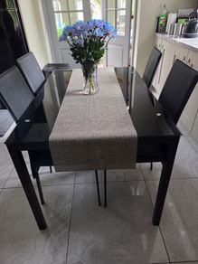 dining table & chairs