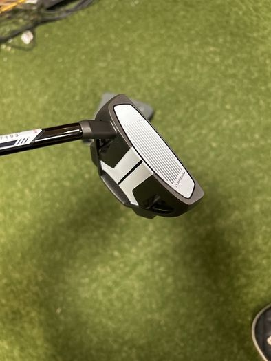 Like new Taylormade Spider putter