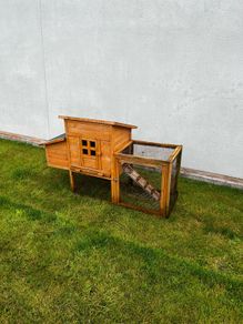 chicken coop/rabbit hutch