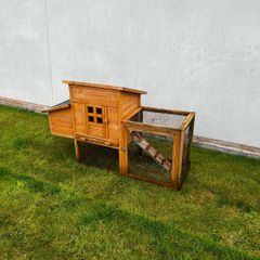chicken coop/rabbit hutch