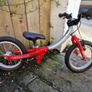 balance and pedal bike Image 2