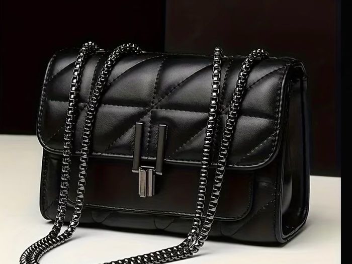Elegant women Handbag Stylish and Spacious