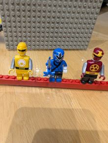 Mega Bloks figures x 3