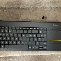Logitech K400 Plus Wireless Mouse Trackpad Keyboard