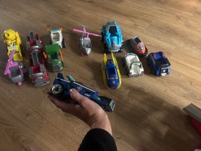 paw patrol vehicles