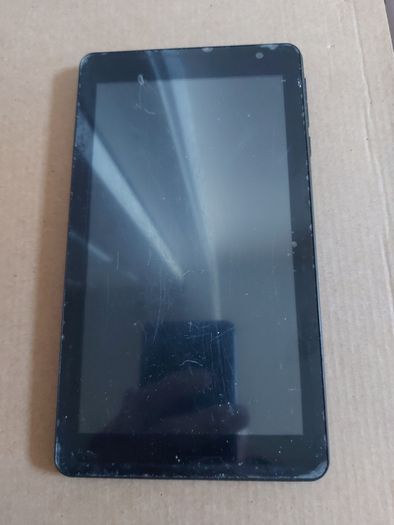 32GB 7 inch smart Tablet, Model TK706, Running Android 12, 32GB Storage, Excellent condition
