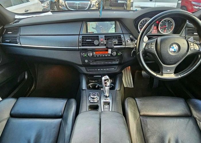 2011 Bmw X5M 4.4 petrol twin turbo May sell or swap