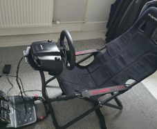 Complete Steering Wheel & Racing Sim Chair Setup for PlayStation 4/5 & PC (Logitech G29 wheel + Original Playseat Chair)