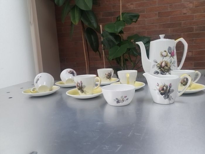 Coffee Set Price Drop.  Big Clearout, Make An Offer