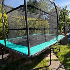 trampoline and safety net