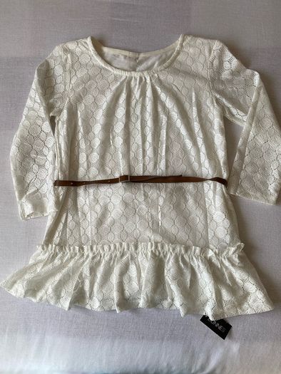 Brand new Girls Cream Lace Dress with Belt  7 yrs