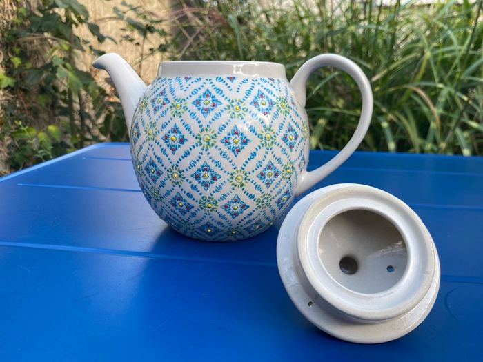 Carraig donn teapot eclectic range