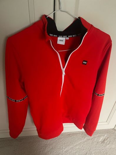 Boss red zip up top
