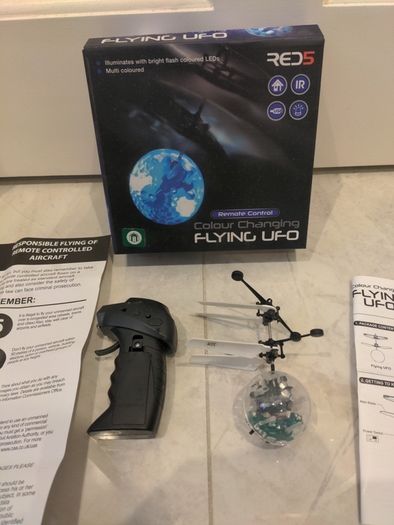 Colour changing flying UFO