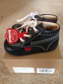 Kickers Hi B Crib Boys Baby (Navy/White) - Infant UK4.5