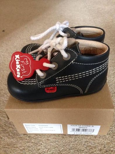 Kickers Hi B Crib Boys Baby (Navy/White) - Infant UK4.5