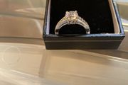 Swarovski crystal ring (open to good offers )