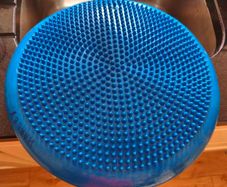 Balance wobble cushion