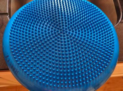 Balance wobble cushion