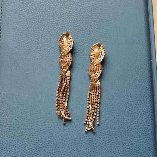 Very nice long Earrings