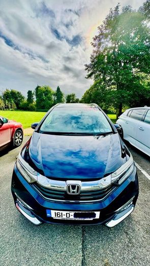 Honda Shuttle Hybrid Z 2016