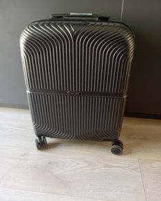 Small Suitcase/Hand Luggage