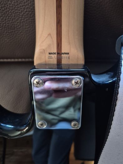 fender jazz bass mij