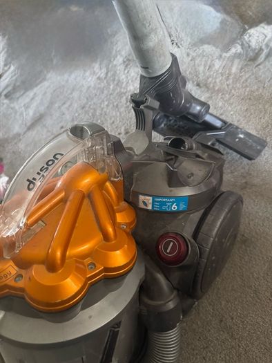 dyson hoover