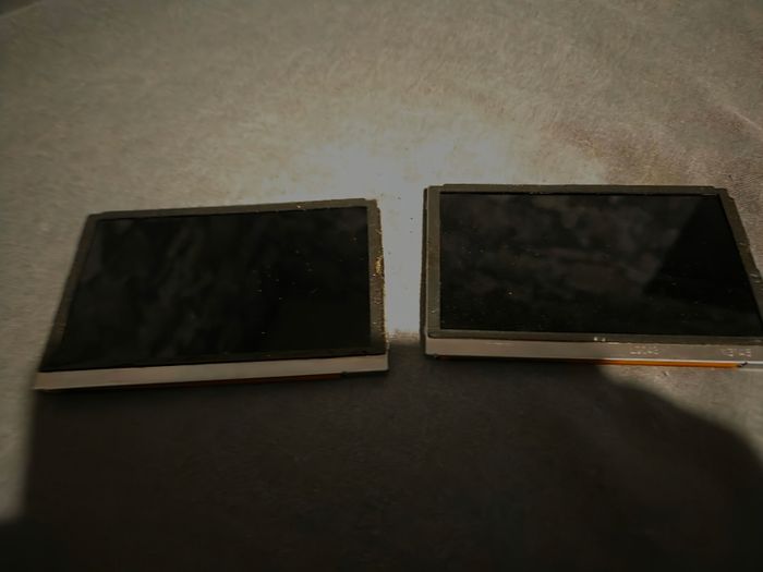 2 original psp 1000 lcd screen