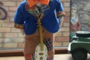 Porcelain  Wind up musical clown