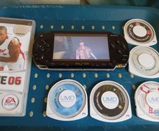 Sony Psp With Cosmetic Damage But Working Fine Inc Cfw 660 Pro B And 16gb Memory