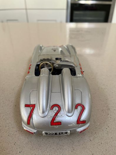 Mercedes 300 SLR signed by Sir Stirling Moss with COA 1/18