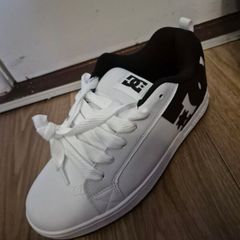 DC shoes