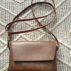 Markberg Leather Crossbody Bag