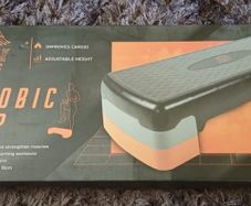 Aerobic stepper