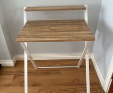 Foldable desk