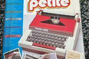 Petite 990 Typewriter Retro Toys.