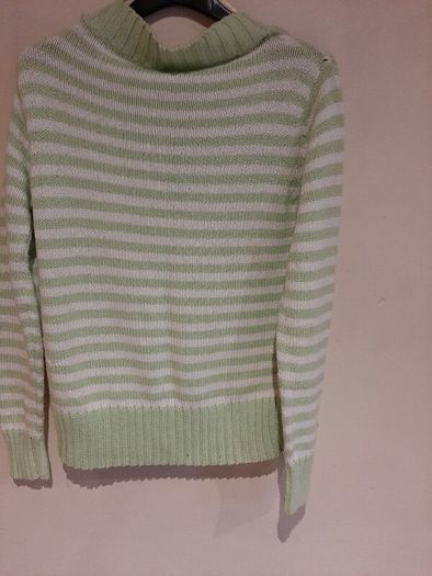 new jumper with tags