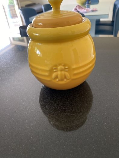 Le Creuset Honey Pot