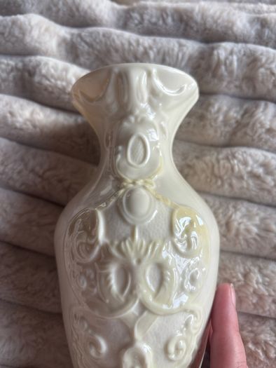 Vintage Lenox Ivory Porcelain Embossed Vase (8.25")